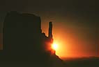 Sunrise Monument Valley (9K)